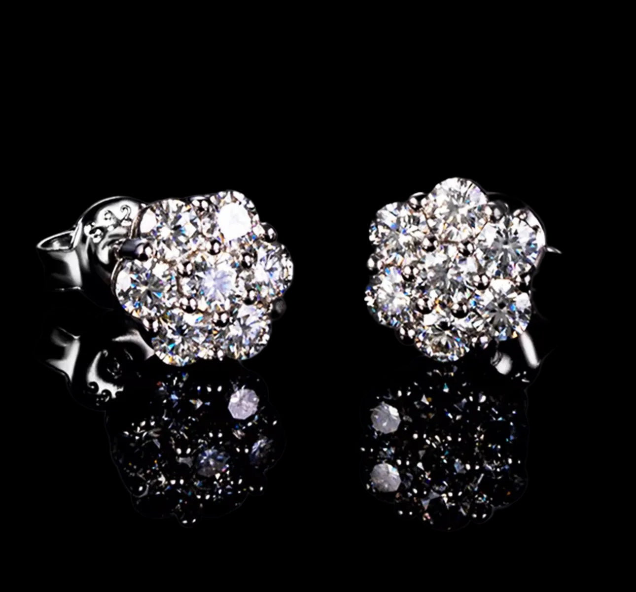 6MM FLOWER SHAPED SILVER/GOLD MOISSANITE DIAMOND EARRINGS