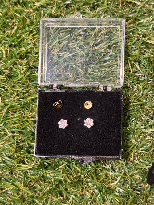 6MM FLOWER SHAPED SILVER/GOLD MOISSANITE DIAMOND EARRINGS